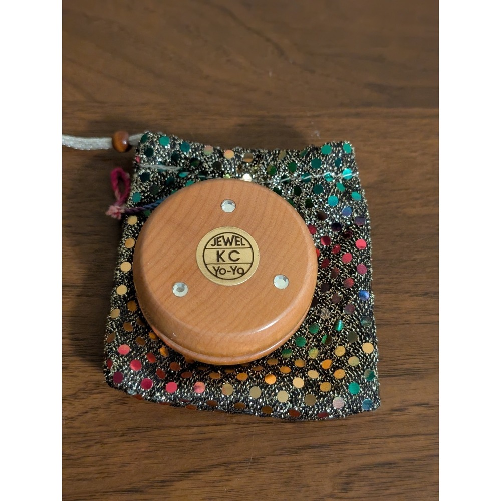 KC Jewel Yo-Yo 3 Jewel Crystal Natural‎ Wood Sequined Original Bag 1960s Tye dye